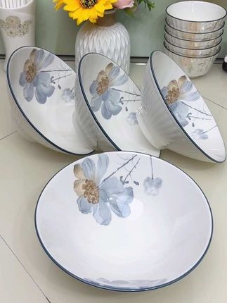 凝香8英寸斗笠碗,加高加深,加大口径,吃面嗦粉盛汤太绝了#家斗笠碗 #陶瓷面碗汤碗