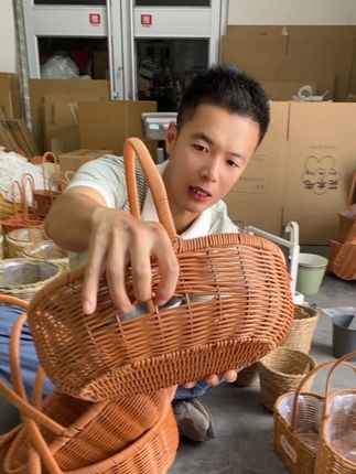 您宁可少卖一千件,也要卖好每一件!对卖出去的每一个篮子保质保量。相信我准没错!