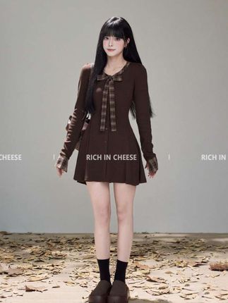 #学院风穿搭 #针织连衣裙 #美拉德穿搭