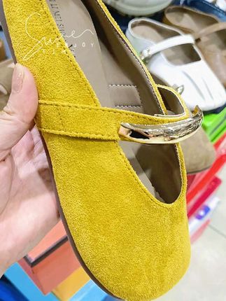 #夏季凉鞋 #新款女鞋 #凉拖鞋 #潮品穿搭 #百搭女鞋