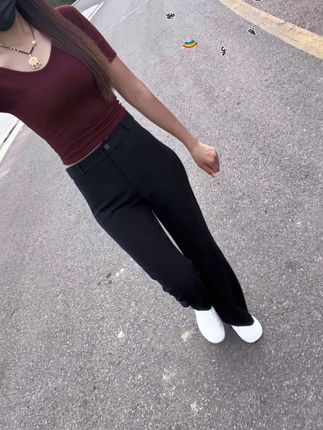 做人要活的像榴莲一样,外表还带刺“而内心却 很甜、不用所有人喜欢,但喜欢的人很上头:#穿出大长腿 #百搭神裤