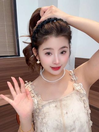 #发箍这样戴好美 显气质,正反两戴!#发箍 #头饰发饰 #发型教程 #日常发型