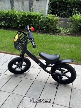 巴布豆儿童平衡车无脚踏自行车滑行滑步车1-3-62岁小孩宝宝玩具车#儿童平衡车 #超便宜超划算#母婴好物 #户外运动 #让孩子远离手机