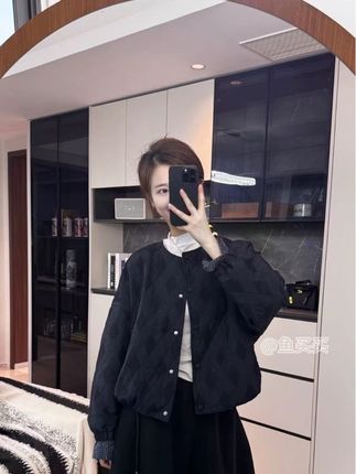 #今日穿搭 #高级感穿搭 #爱了爱了 #简约穿搭