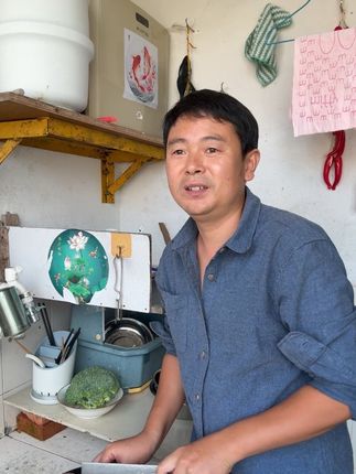 虽然天天在一起,根本不是那一条心,#真情演绎 #多少夫妻没感情 #改编歌曲 #云南山歌 @DOU+小助手 @抖音小助手