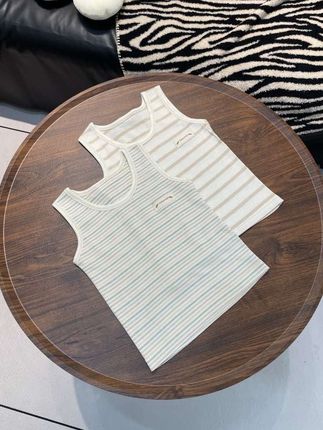 妈妈们都知道,宝宝的贴身衣服一定要选择纯棉的,这个小背心是少有的加厚纯棉款,新疆彩棉的超柔软舒服,关键现在新品冲量的价格!真的太值了!!!#高品质童里面装#宝宝衣服#秋季新款#保暖背心#宝宝背心纯棉