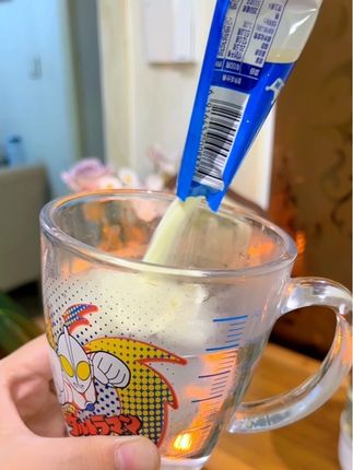 孩子成长需要的营养真的不少,尤其我儿子上一年级了学习压力也大,现在每天早晚喝一杯奶粉,可省心了#美赞臣#美赞臣奶粉#美赞臣试吃