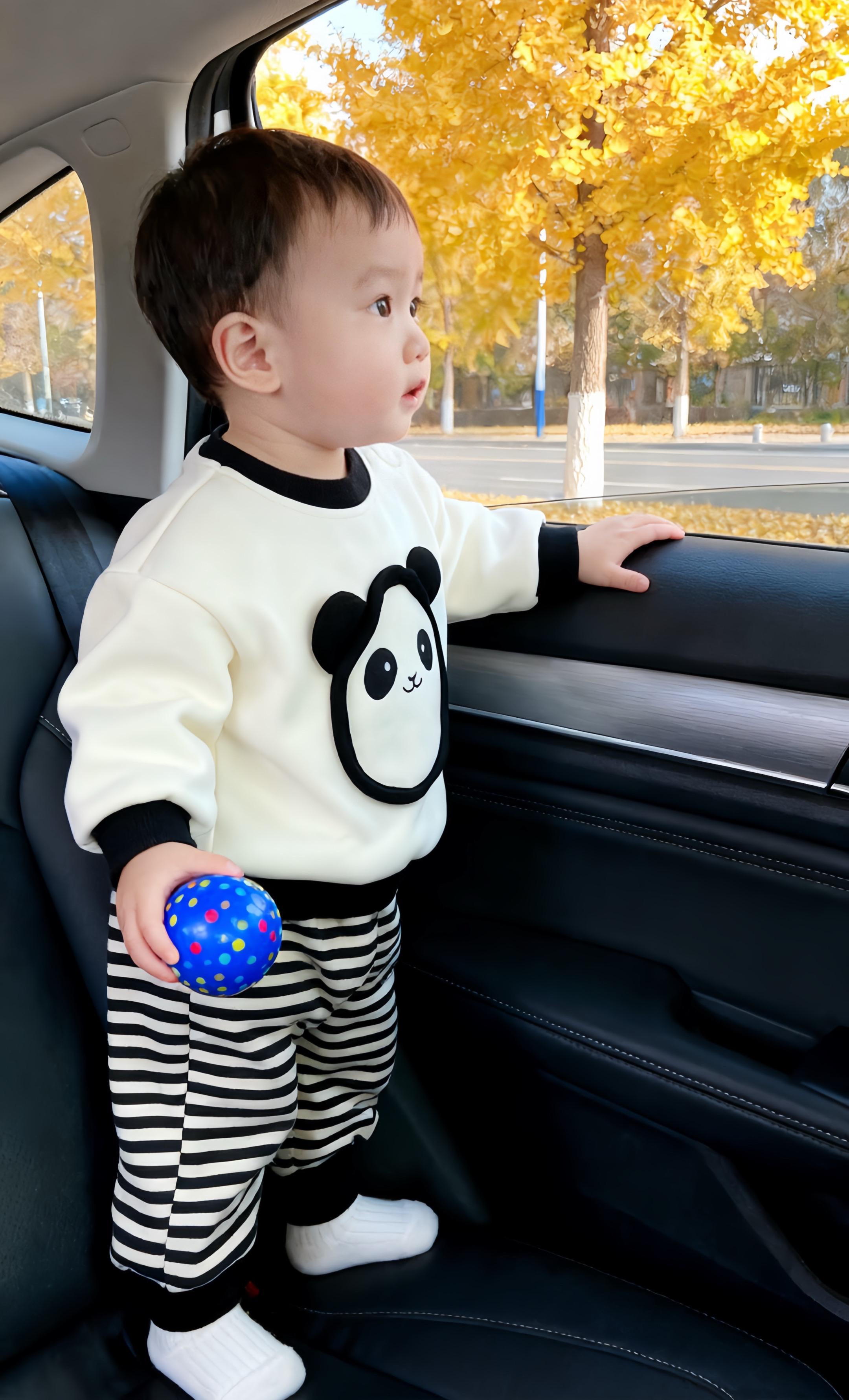 不是什么越大越好带 而是妈妈越来越能扛了 你们口中的一转眼就长大了 是我熬了不知多少个日日夜夜换来的#萌宝穿搭 #骗你生娃系列 #秋天穿搭 #宝宝秋冬保暖套装 #宝妈情感共鸣