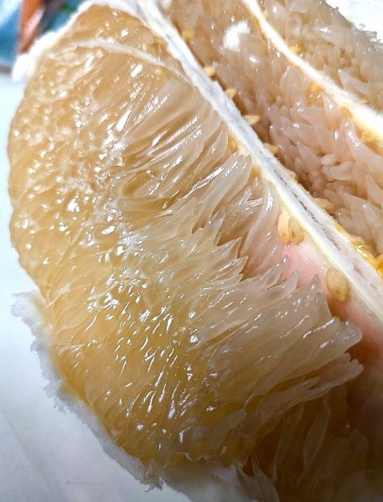 广西水晶柚子白肉蜜柚。【精选】广西水晶柚子白肉薄皮白心蜜柚5斤/10斤新鲜应季水果包邮#水果 #日常分享 #应季水果 ##新鲜出炉 #营养丰富