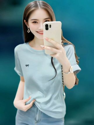 #一击即中的夏日穿搭 #穿搭是为了取悦自己 #不同岗位的夏季穿搭 #高个子女生夏日简约通勤搭配 #更适合小个子的不露腿穿搭