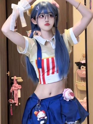 咔嚓 咔嚓(。ì _ í。)#美女小欣pose摇#pose摇舞蹈挑战#time