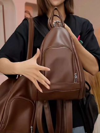 大容量简约时尚休闲单肩包斜挎包饺子包#百搭包包 #时尚美包 #潮流女包 #包包推荐 #时尚气质穿搭