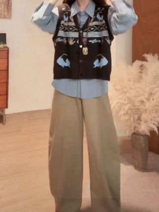 秋季简约撞色马甲百搭条纹衬衫设计感休闲裤时尚三件套潮流女#简约穿搭 #通勤搭配 #慵懒风穿搭 #ootd穿搭