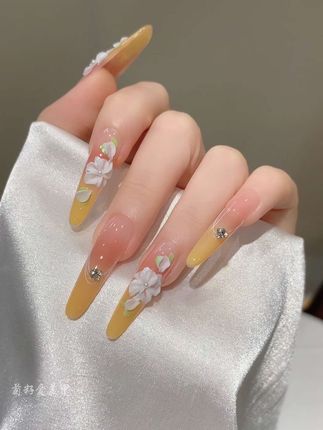 谁懂!立体花渐变美甲,仙女标配 ,#美甲教程 #雕花美甲 #仙气十足 #美甲好物分享 #菊籽籽美甲乐园