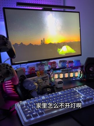 布置爱心桌搭,等待猪蹄回家! #玩个很新的东西 #桌搭 #罗技键盘 #罗技客制化键盘 #京东又好又便宜