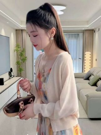 #好看 #开衫穿搭 #裙子 #两件套