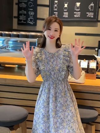#夏季穿搭 #穿出自信穿出美丽 #温柔风穿搭 #减龄气质 #气质女神穿搭