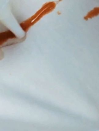 视频同款,去污油王!喜欢穿白衣服必备家家必备去游玩。小妙招大用处。白衣必备。#妙招分享 #生活小妙招每日更新 #实用小技巧 衣物去油清洁#好物推荐🔥