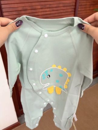 就这件小连体衣呀,春秋单穿 冬季打底 一件多用 妈妈们可以收入🛒啦#爆款热卖中 #连体衣#纯棉连体衣 #长袖连体衣 #无限回购的宝藏单品