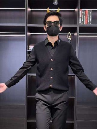 秋冬内搭必备的假两件针织衫,帅气又有型#男生穿搭 #品质男装 #商务休闲 #帅气穿搭 #谁穿谁好看