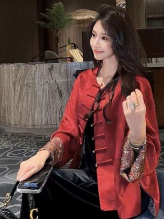 高级感红色新中式国风上衣新款唐装高端盘扣时尚外套#时尚气质穿搭 #减龄显瘦穿搭 #穿出自信穿出美丽 #国风古韵