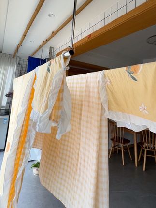 抖音果然可以学到很多东西🤣 老公都夸这玩意不赖 第一次买到这么实用的东西 晾晒空间瞬间变大🤣🤣#晾衣架 #晒被子 #晒衣服