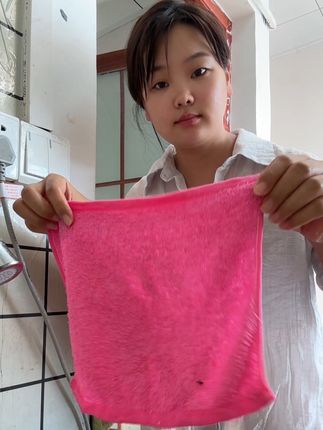 有姐妹问我要哪款洗碗巾好用,这款油利洗碗巾我们家一直在用,真的特别好用,吸水吸油不沾油,不需要用洗洁精都洗的很干净,不掉色不掉毛,非常耐用,现在个位数,到手8条,超划算#好物推荐#油利除洗碗巾#洗碗巾