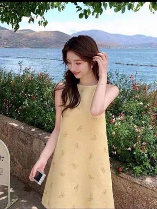 法式富家千金重工蝴蝶结无袖连衣裙女夏季高级感减龄短款背心裙子太美啦谁穿谁好看