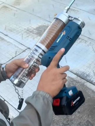 高压电动黄油枪电动黄油枪新款24v锂电全自动高压注油器便携挖机专用打黄油神器#高性能实用工具 #挖掘机专用#高压电动黄油枪
