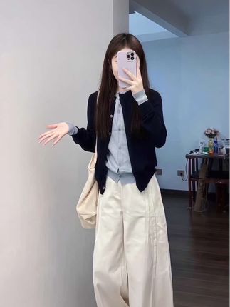 #秋日户外就穿琥珀系 #早秋松弛感穿搭 #气质女神范儿 #高级感穿搭 #显瘦减龄