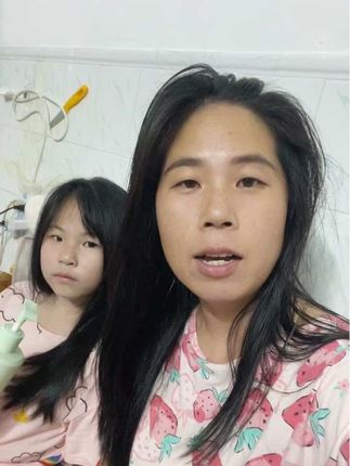我真的不是托,这款洗发水真的很好用,大人老人小孩都能用,价钱也划算750毫升才39.8块一瓶,头发爱出油扁塌的必须用它,控油蓬松滋润准没错!#自用分享#母女 #洗发水推荐 #控油蓬松洗发乳