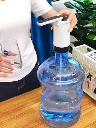 桶装水电动抽水器,居家去便小神器#生活日用小神器 #日常生活小妙招