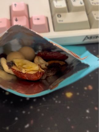 每日坚果😍干净卫生的混合口味(8种混合)配料干干净净,小份量1包13g左右。 #好吃不贵价格实惠 #每日坚果 #混合坚果