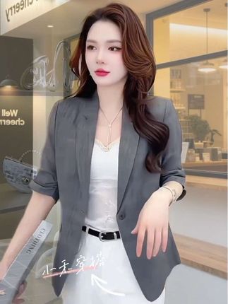 新款时尚潮流百搭女装#西服外套#时尚百搭#谁穿谁好看
