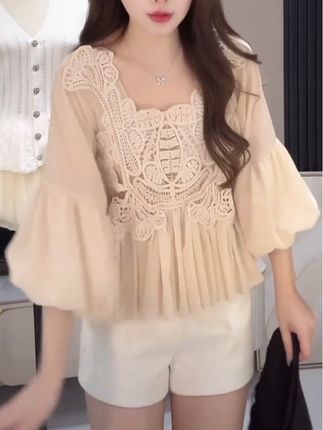 蕾丝拼接法式泡泡袖雪纺衬衫女夏季设计感小众超仙衬衣#时尚气质百搭 #显瘦遮肉 #洋气减龄 #面料柔软舒适 #谁穿谁好看@DOU+小助手