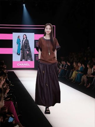 #毫不费力的打开初秋穿搭#气质穿搭 #宽松显瘦套装裙#谁穿谁好看#大码女装