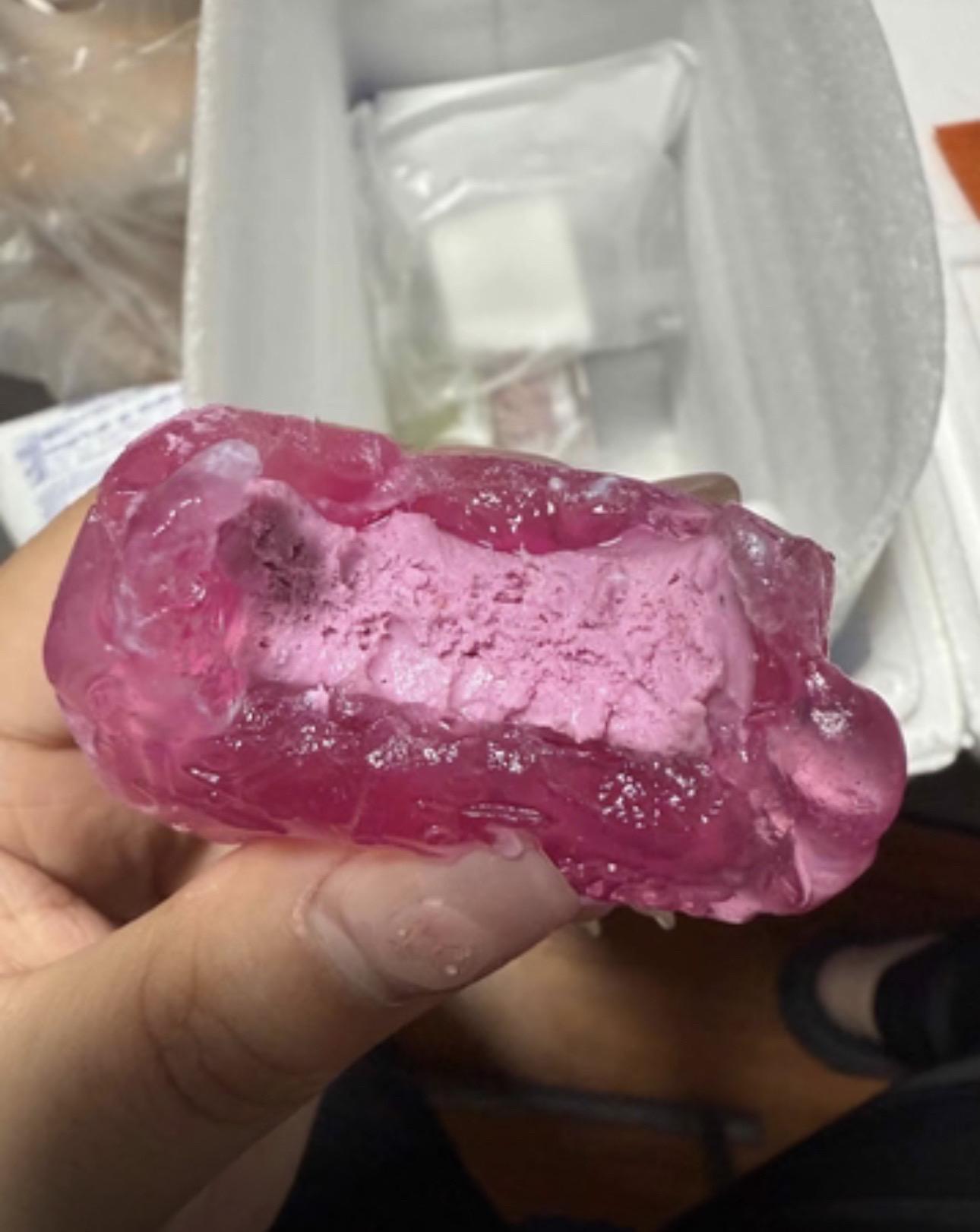 家人们亲测巨好吃冷萃酸奶冰皮月饼 月饼节就得吃点自己爱吃和不一样的月饼~#甜品爱好者
