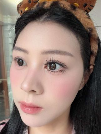 新品嫁接感懒懒猫咪上睫毛 洛尾自带眼线 贴出小狐狸的感觉 真的巨巨巨好看!