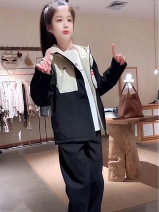 #品牌童装 #安踏儿童 #安踏儿童冲锋衣 #儿童冲锋衣 #国庆出游穿搭