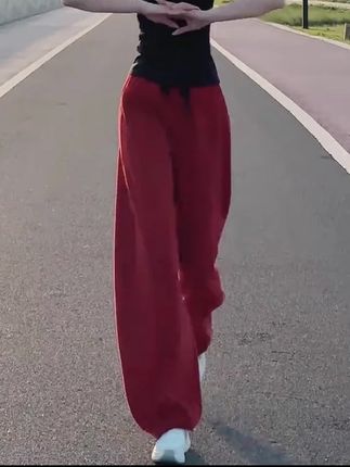 红色休闲裤女夏季2025年新款大码宽松显瘦运动裤直筒阔腿香蕉裤子#面料柔软舒适 #好物推荐分享