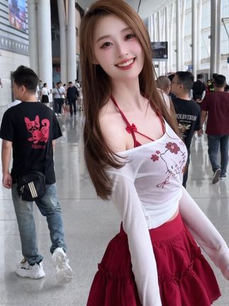 #2025成都车展 #车展现场 #车展小姐姐#一凡 #小桂圆