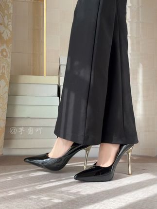 通勤穿这双真的好有气质 好御姐呀#高级感穿搭 #简约大气 #气场全开 #现代简约风格 #只做高品质