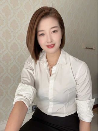 锁骨我有 反骨我也有 现在我不生气但是我会气人 已经到了不能生气的年纪了 因为气血不足