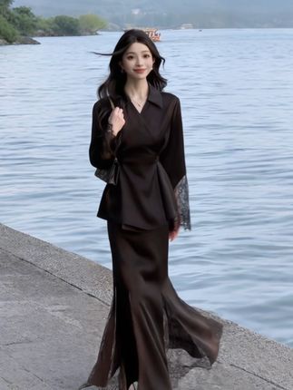 #高级感穿搭 #套装显瘦穿搭 #女人味穿搭 #黑色系 #气质轻熟风