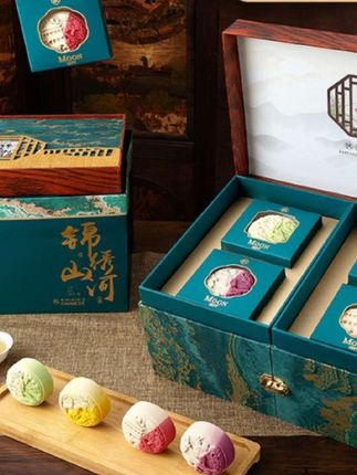 中秋高档礼盒流心雪媚娘月饼月享佳礼中秋送礼#传统糕点 #礼盒包装 #月饼 #月饼礼盒