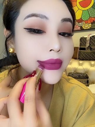 这只颜色真是定制版新色新感觉显白浪漫#口红试色 #口红推荐 #不沾杯不掉色 #口红