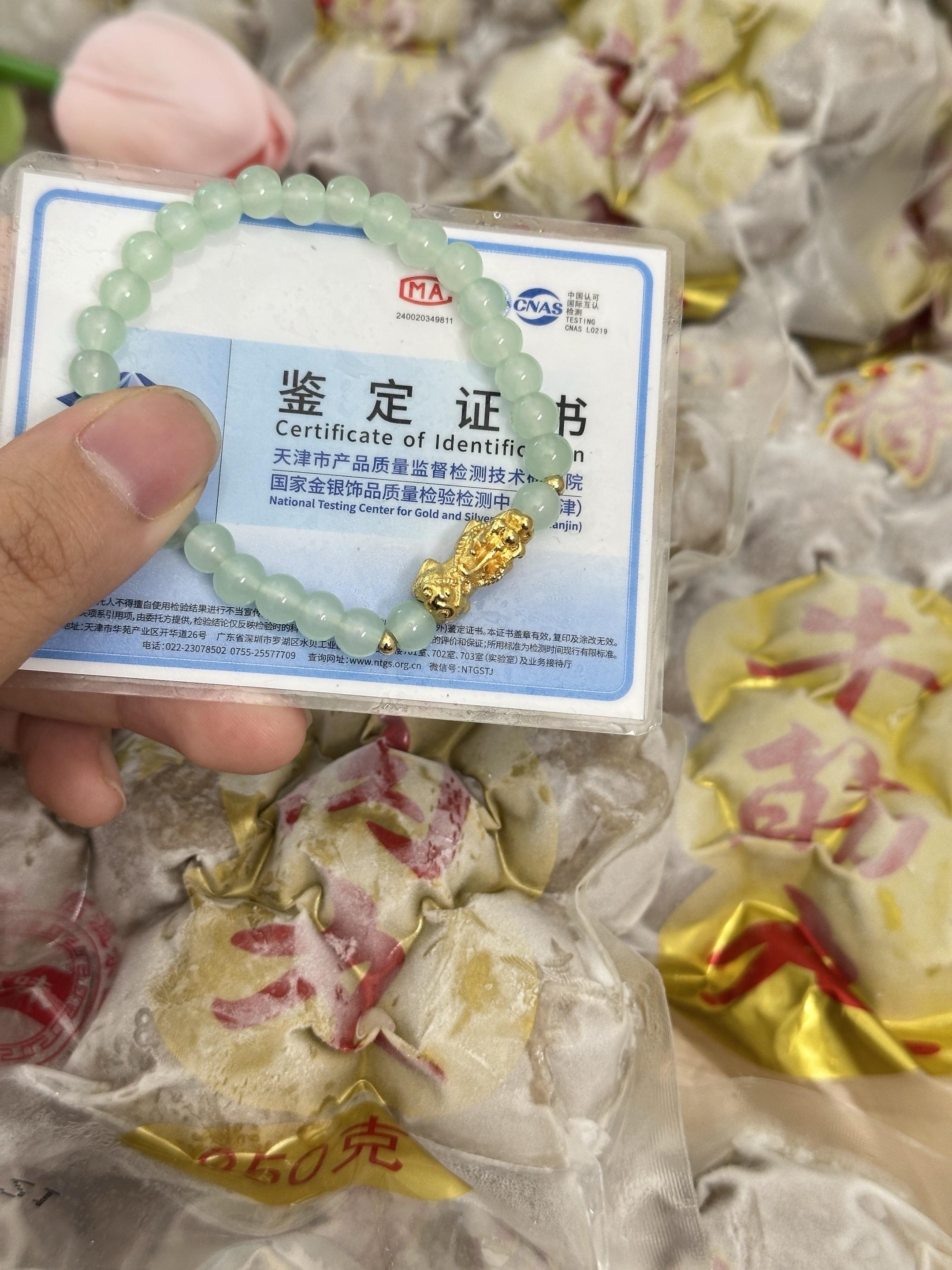 现在买醉爱丸居然送金子了!!救命!这颗牛肉丸香到邻居报警!一口爆汁弹 🔥救命!挖到宝了!!潮汕牛肉丸一口爆汁弹到牙齿打颤💥 咬开直接飙肉汁💦 鲜到眉毛起飞!!煮面、烧烤、打火锅都绝了,谁懂啊!!!#醉爱丸 #手工丸子