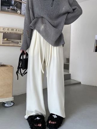 早秋新款软糯慵懒垂感糯米裤女2025年垂坠感休闲阔腿裤#软糯裤子 #垂感裤 #休闲裤 #阔腿裤 #百搭裤子