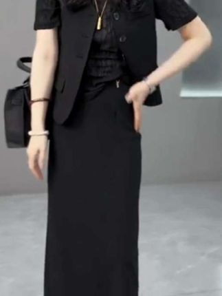 2025春夏新款气质网红时尚休闲显瘦洋气短袖三件套女#春夏新款气质网红时尚休闲显瘦女装#洋气短袖三件套女装#精品女装百搭 #女装搭配实体店 #美女日常