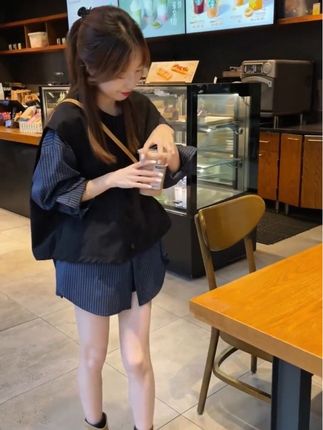 #张予曦毕雯珺真的拍了红裙抱 #上热搜 #高级感穿搭 #和姜妍造型填空赢新衣 #深情眼